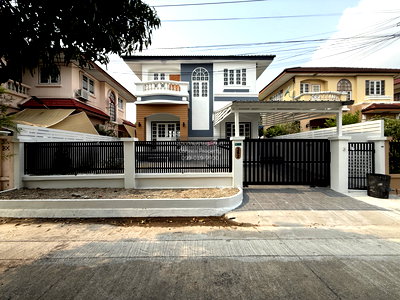 Houses for sale Bangkok : For Sale House , Wararom Phetkasem 81 , newly renovated , Bang Bon , Bang Bon , Bangkok , CX-153070 ✅ Live chat with us ADD LINE @connexproperty ✅
