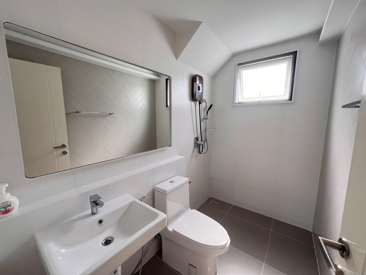 picture Beautiful, luxurious house for sale, "ready to move in immediately,"  - 29/41