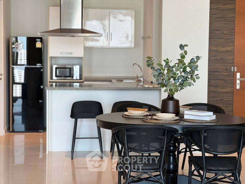 picture 2-BR Condo at Fullerton Sukhumvit near BTS Ekkamai (ID 2874247) - 8/14