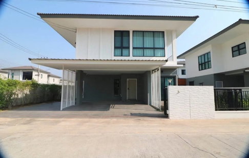 บ้านใหม่ ในโครงการใหม่ 4ห้องนอน มีอ่างอาบน้ำ