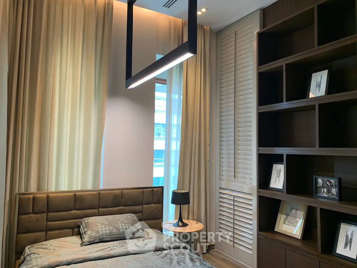 picture Well-Priced 3-BR 266 Sqm At The Crest Ruamrudee, 90m to BTS Phloen Chit (ID 2873735) - 8/16