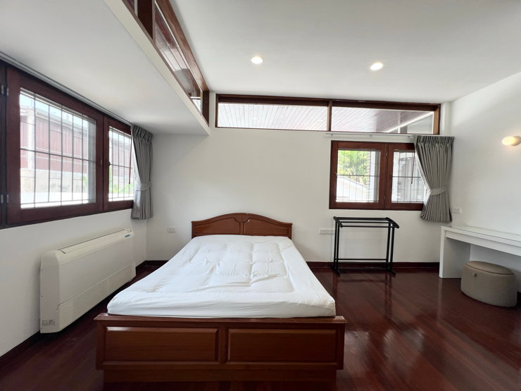 รูป 🏡✨ For Rent | ให้เช่า บ้านเดี่ยวสุขุมวิท 71 รีโนเวทใหม่ทั้งหลัง สไตล์คลาสสิค ใกล้โรงเรียนนานาชาติ  - รูปที่ 36/62