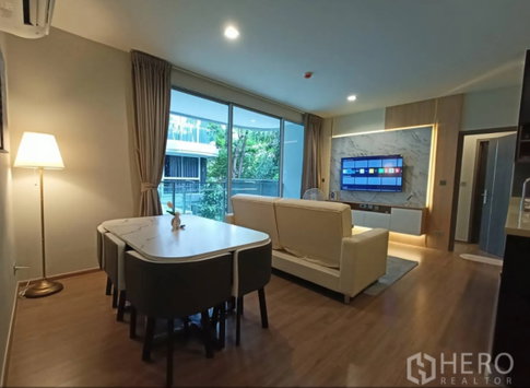 For rent 2 Bedroom Condominium in Q Prasarnmit in Khlong Tan Nuea, Watthana, Bangkok BTS Asok HRE00722
