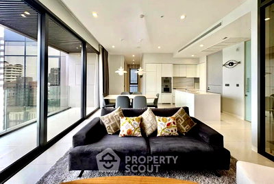 Condos for sale : 100m To BTS Phrom Phong | 16th-Floor 2-BR Vittorio Sukhumvit 39 (ID 2873516)