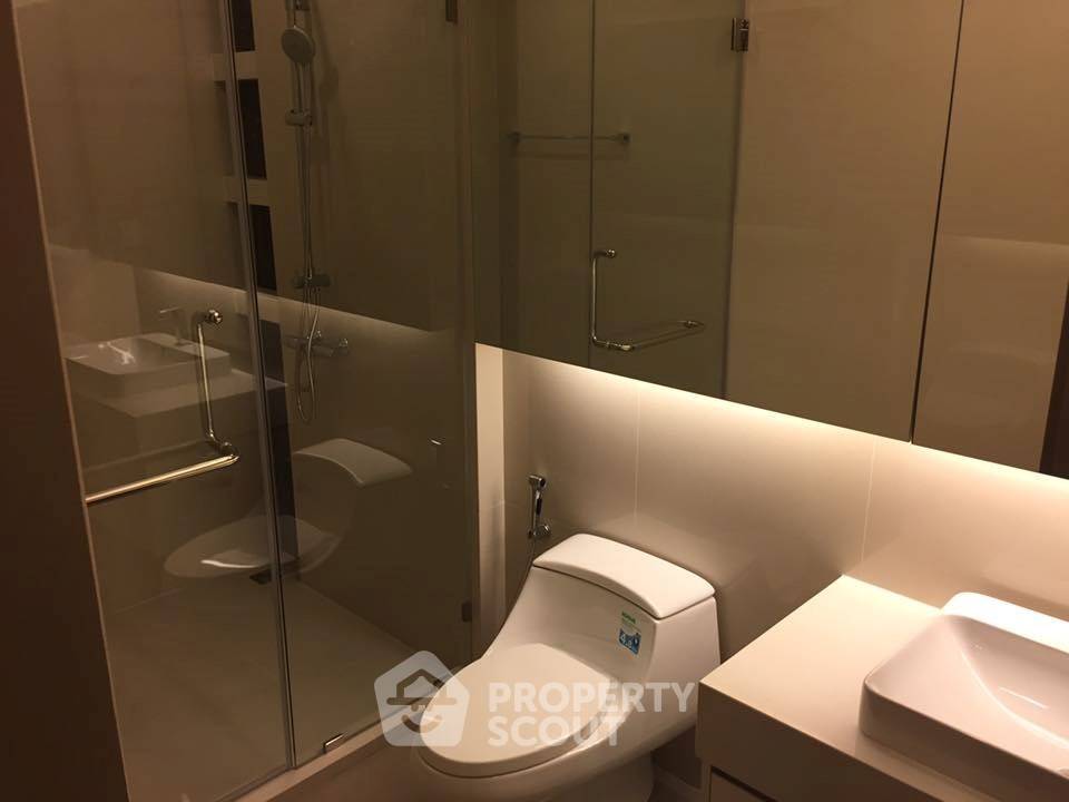 picture 2-BR Condo at Menam Residences in Wat Phraya Krai (ID 2873930) - 7/11