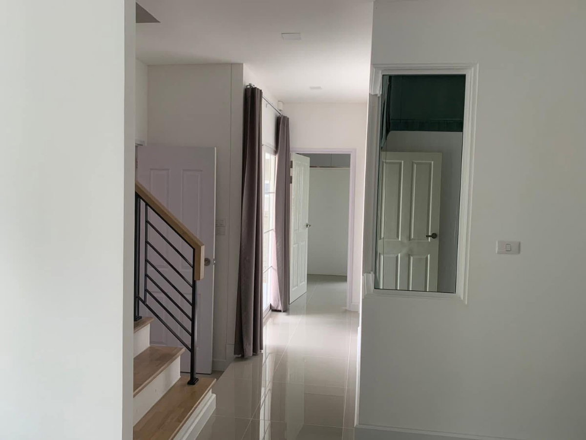 รูป 🔥ขายบ้านหรูราคาพิเศษ ใกล้ Mega Bangna แต่งครบพร้อมอยู่🔥 แกรนดิโอ บางนา กม.5 - Grandio Bangna KM.5 - รูปที่ 5/10