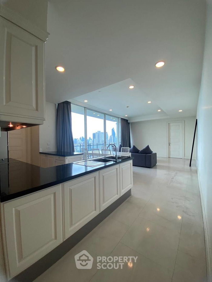 picture 2-BR Condo at Royce Private Residences near MRT Sukhumvit (ID 2874006) - 4/15