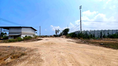 ที่ดิน บางละมุง ชลบุรี : ขาย ที่ดิน ผังสีส้ม ท่าเรือแหลมฉบัง บางละมุง ชลบุรี 52-1-33 ไร่ เหมาะทำโกดัง คลังสินค้า โครงการบ้านจัดสรร