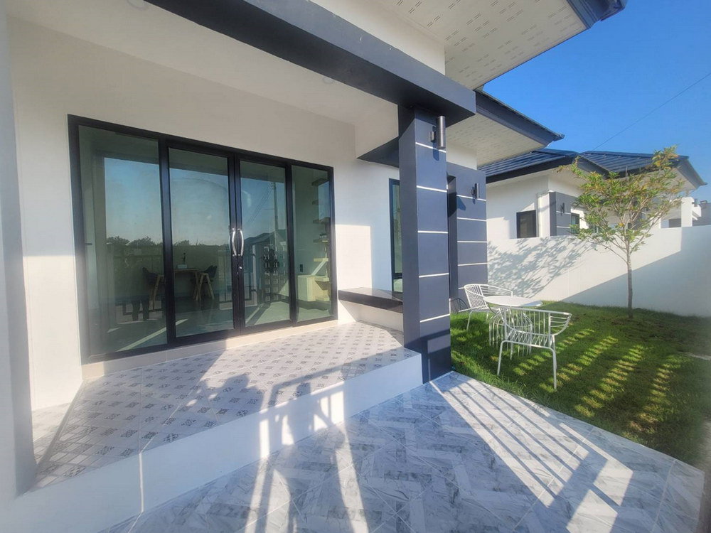 picture Call : 089-823-9599 House for sale - 8/12
