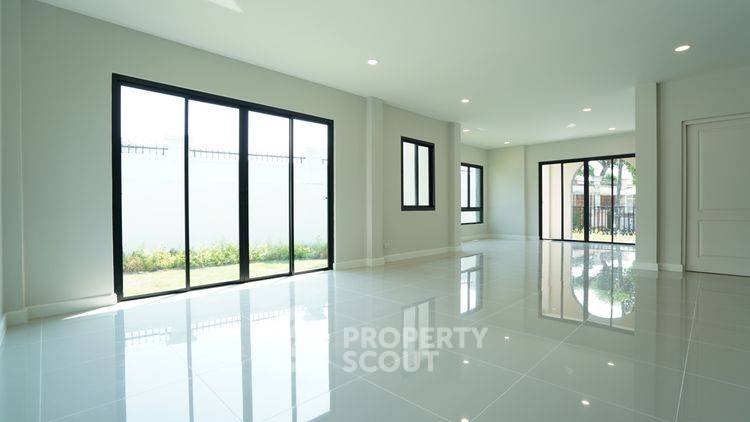 picture 4-BR House in Bang Khu Wiang (ID 2851549) - 6/9