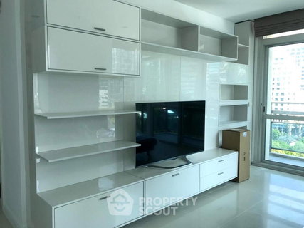 2-BR Condo at Athenee Residence near BTS Phloen Chit (ID 2873447)