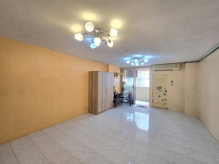 FOR SALE Royal Tower 3 950000 BAHT.