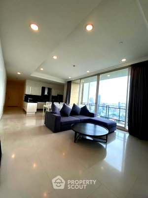 คอนโดให้เช่า : คอนโด 2-ห้องนอน ที่ รอย์ช ไพรเวท เรสซิเดนซ์ส ใกล้ MRT สุขุมวิท (ID 2874006)
