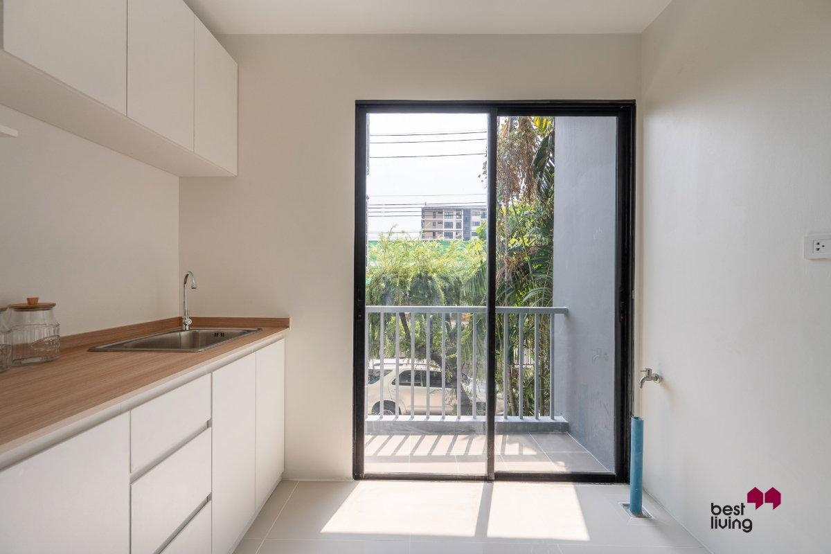 picture Icondo ngamwongwan 1 bedroom with closed kitchen - 6/6