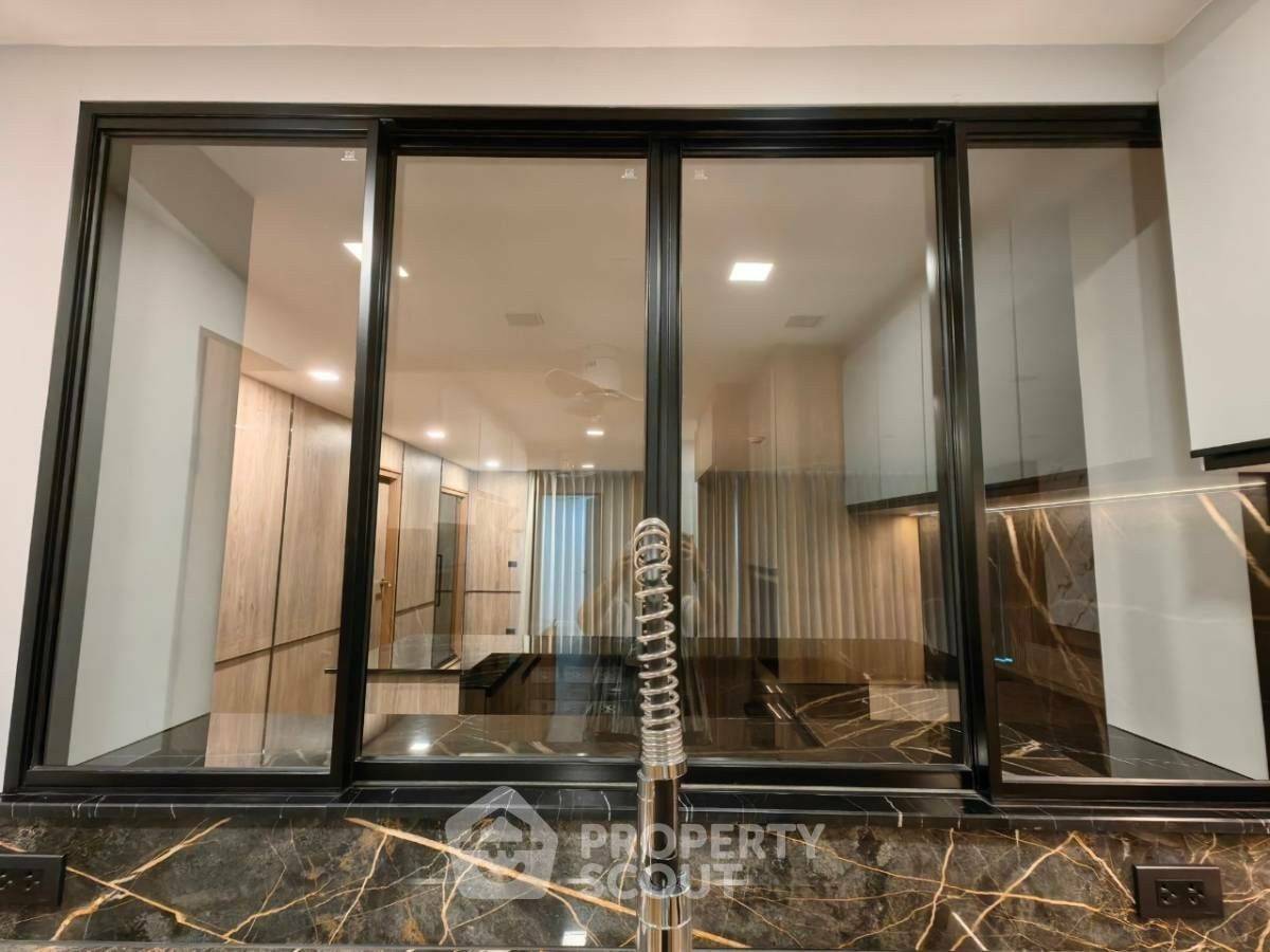 picture 3-BR Condo at Somkid Gardens Condominium near BTS Chit Lom (ID 1736733) - 10/50