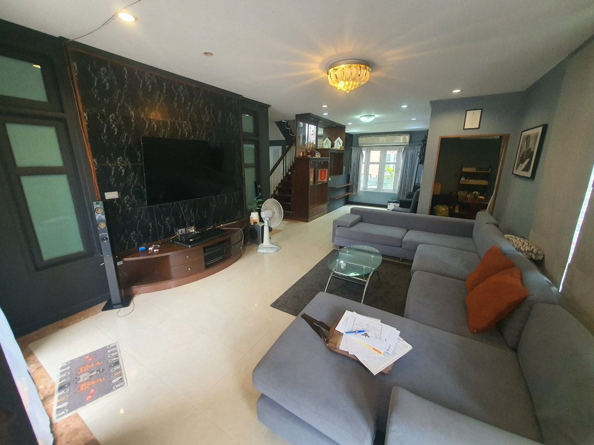 รูป บ้านเดี่ยวสไตล์ยุโรป ฟีลรีสอร์ท ใจกลางธัญบุรี 4 ห้องนอน มีห้องทำงาน เดินทางง่าย ใกล้ห้างใหญ่และทางด่วน เข้าอยู่ได้ทันที พร้อมเฟอร์ครบ! - รูปที่ 8/27