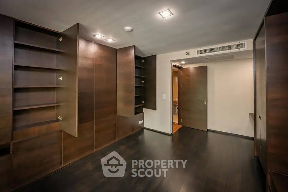picture 2-BR Condo at Silver Heritage Condominium near BTS Thong Lor (ID 2873653) - 8/14