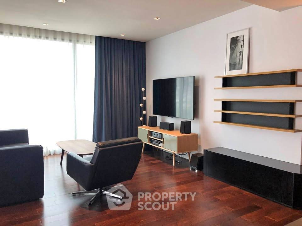รูป คอนโด 1-ห้องนอน ที่ โนเบิล แอมเบียน สารสิน ใกล้ BTS ราชดำริ (ID 2869866) - รูปที่ 1/5