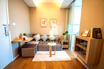 คอนโดให้เช่า : PM000086✨Flash Deal ✨The Saint Residences  (1Bed 1Bath 30SQM.) พร้อมอยู่ ! เพียง 16,000 บาทต่อเดือน Tel.0981315848 @propmatch