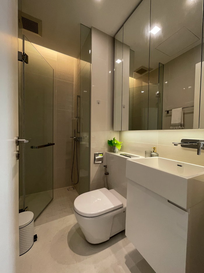 รูป ✨ สัมผัสชีวิตเหนือระดับ! คอนโด The Saint Residences พร้อมเฟอร์นิเจอร์ครบ (DSL537) - รูปที่ 10/14