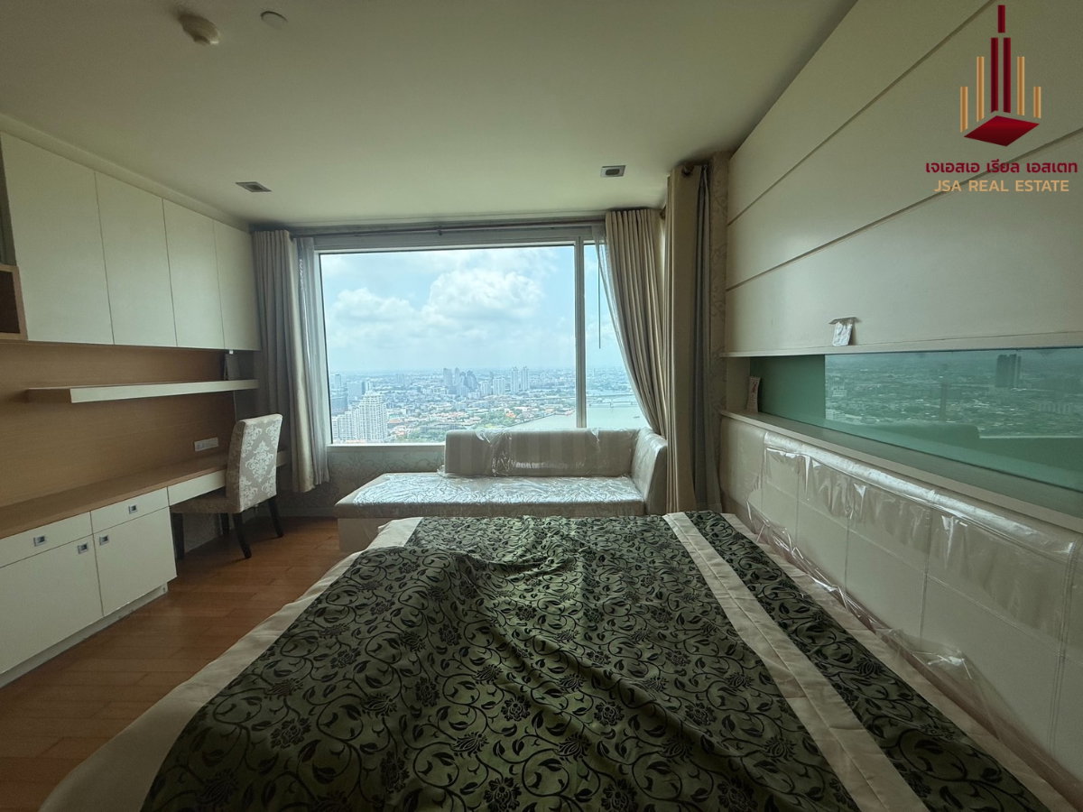 picture ✨ For Sale: Watermark Chaophraya River Condo ✨  💰 Only 8,900,000 THB - 2/5