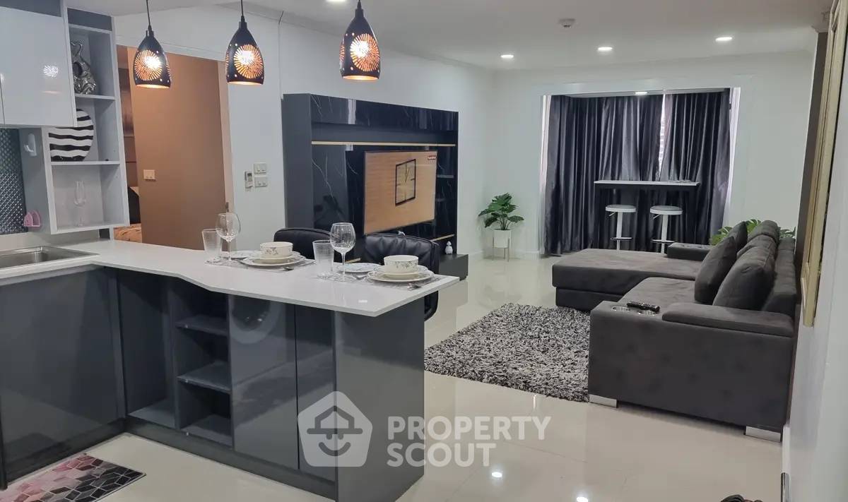 รูป คอนโด 1-ห้องนอน ที่ ออมนิ ทาวเวอร์ ใกล้ BTS นานา (ID 2874592) - รูปที่ 2/16