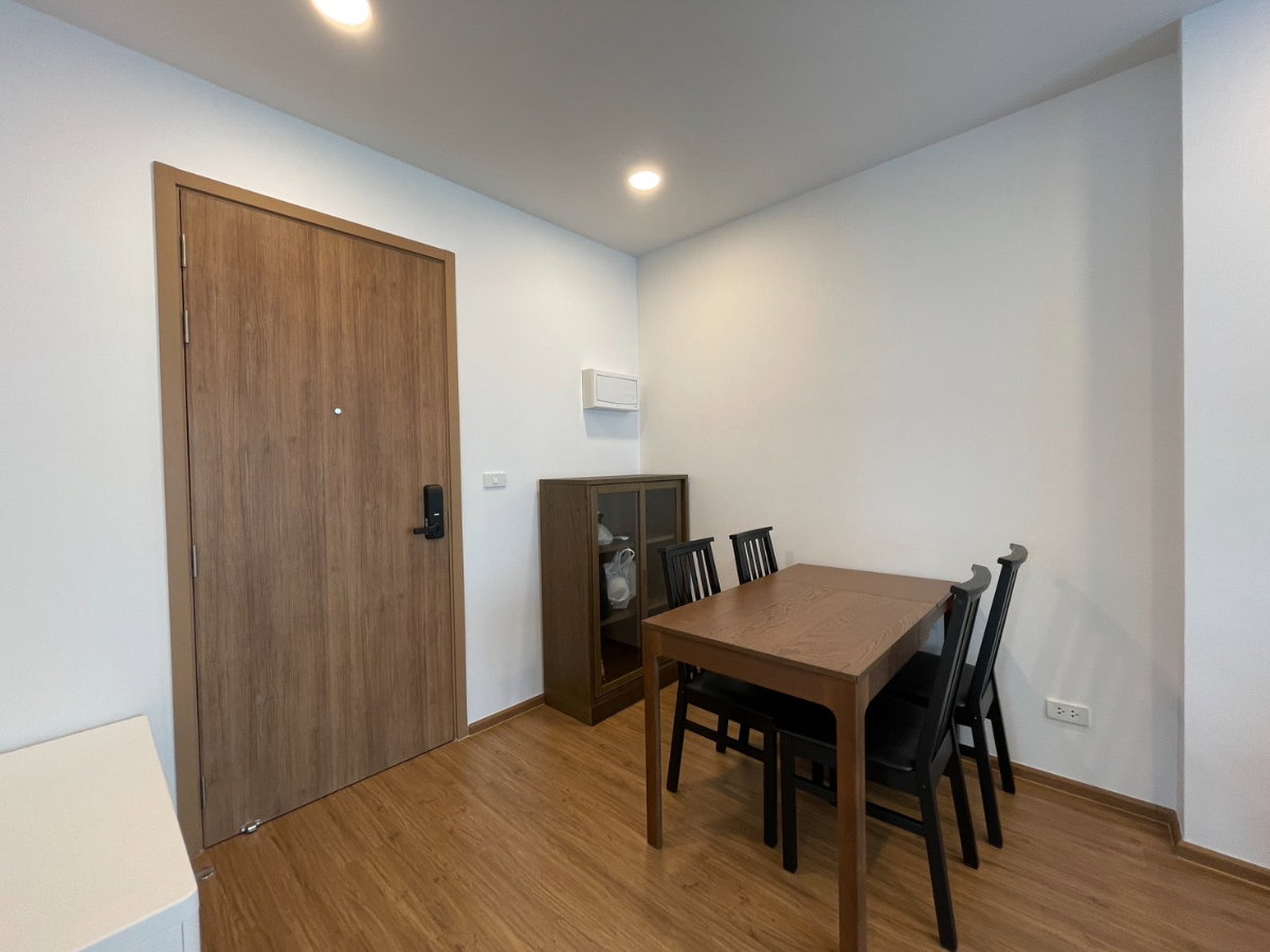 รูป ห้องใหญ่ที่สุด ห้องใหม่ คอนโด เดอะ ลิฟวิ่น รามคำแหง ชั้น 23 ขนาด 61 ตรม ใกล้ The Mall บางกะปิ - รูปที่ 18/61
