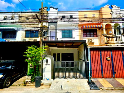 ทาวน์โฮม วิทยาลัยเทคนิคกาญจนาภิเษกมหานคร : หมู่บ้าน สุภาวัลย์ รามคำแหง 176