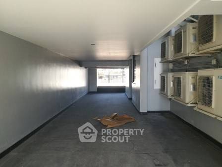 รูป คอนโด 3-ห้องนอน ที่ เซอร์เคิล ลิฟวิ่ง โปรโตไทป์ เพชรบุรีตัดใหม่ ใกล้ MRT เพชรบุรี (ID 2874238) - รูปที่ 24/27