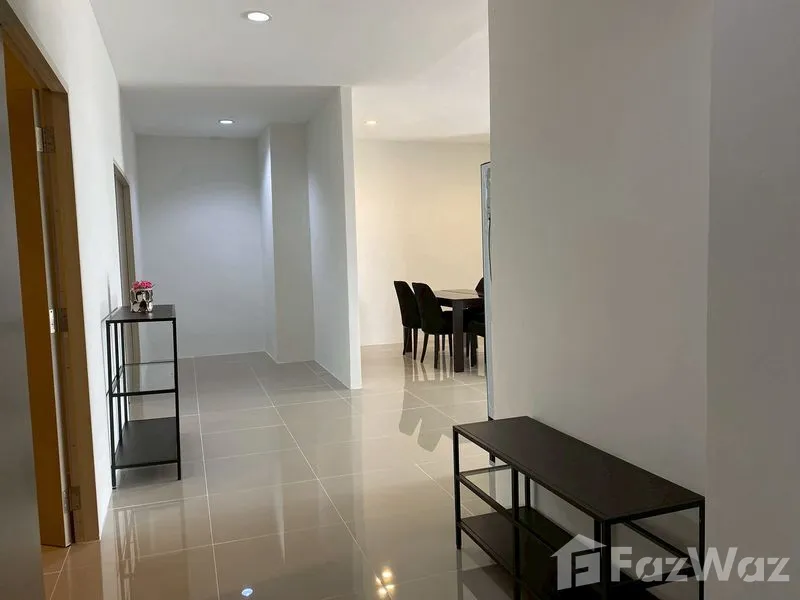 picture Waterford Diamond Tower 6246226 - 9/12