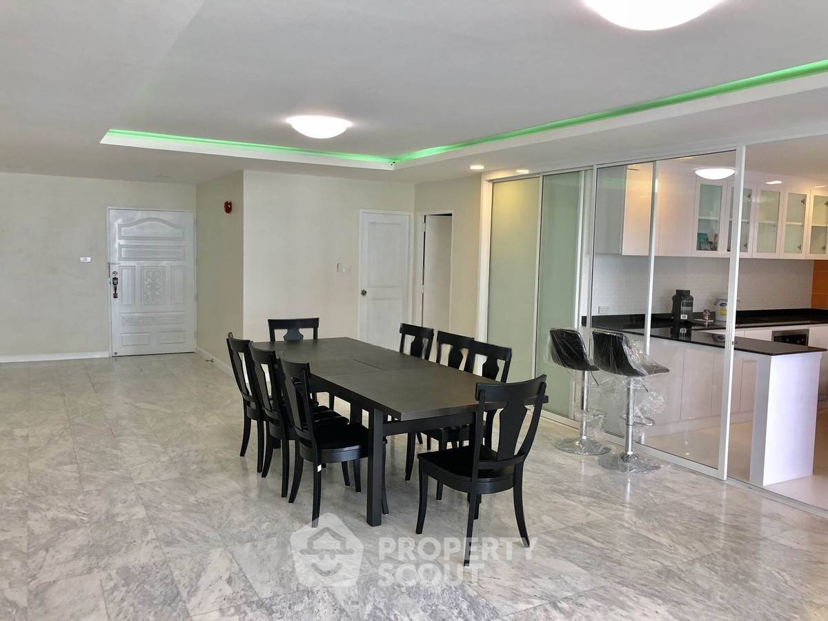 picture 3-BR Condo at DS Tower 1 near BTS Phrom Phong (ID 2873218) - 4/18