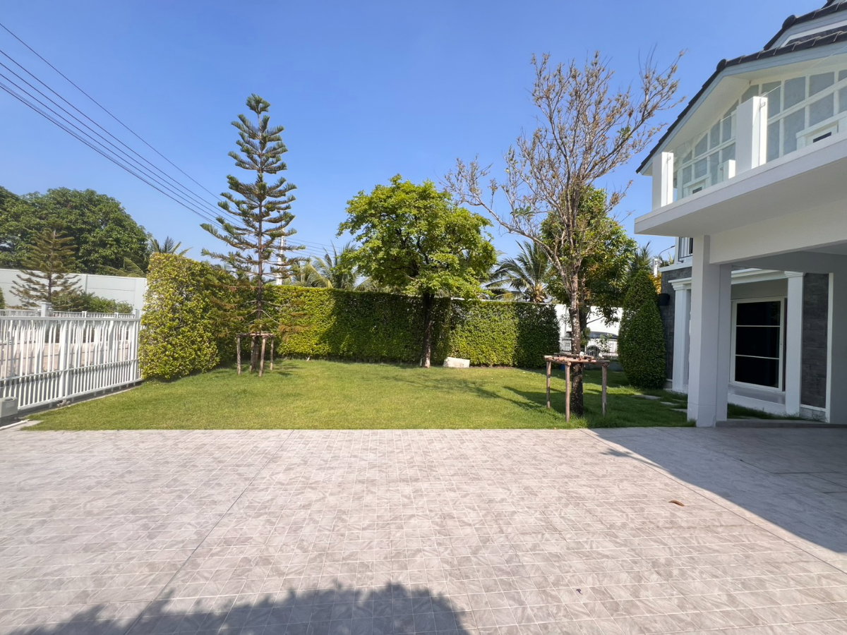 picture Beautiful, luxurious house for sale, "ready to move in immediately,"  - 35/41