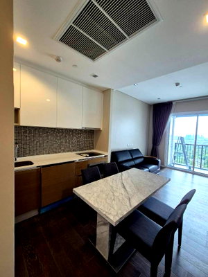 Condos for rent : 💎 Seeking a high-quality rental? The Saint Residences offers urban convenience (DSL2200)