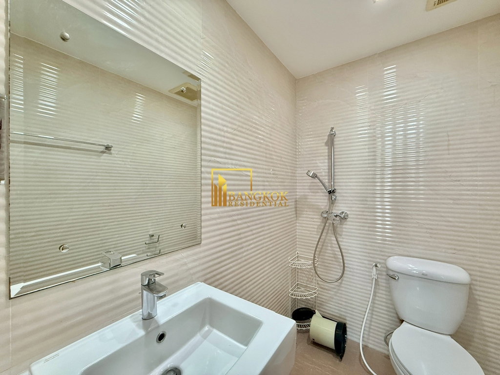 รูป Acadamia Grand Tower | Spacious 2 Bed Condo in Phrom Phong - BR15259CD - รูปที่ 16/35