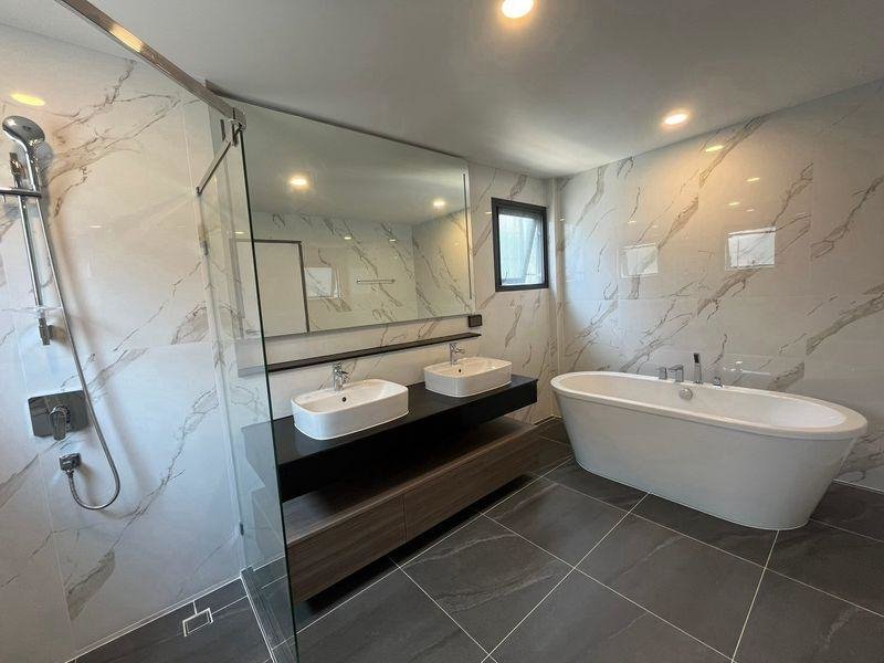 รูป Modern Family House for Sale | Bangna | A Home That Grows with You | Near BTS Bangna | 27,900,000 THB | บ้านบางนา สำหรับครอบครัวที่ต้องการพื้นที่และความสบายในระยะยาว ใกล้ BTS  – LTH14917 - รูปที่ 6/6