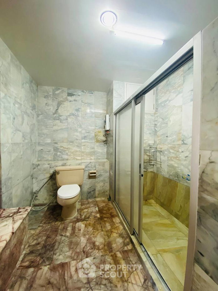 รูป คอนโด 3-ห้องนอน ที่ สายชล แมนชั่น ใกล้ BTS สะพานตากสิน (ID 2874554) - รูปที่ 21/27