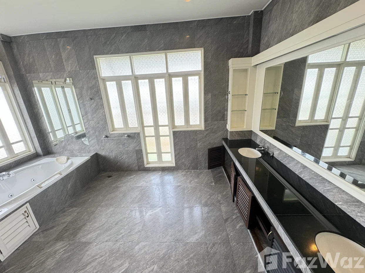 รูป บ้านเดี่ยวให้เช่า 4 ห้องนอน ใน คลองตันเหนือ, กรุงเทพมหานคร 1932904 - รูปที่ 15/16