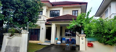 บ้านเดี่ยว ถนนรังสิต-นครนายก : ขาย บ้านเดี่ยว บ้านสีวลี รังสิต 2 200 ตรม 74 ตรว หลังมุม ราคาเหมาะลงทุน