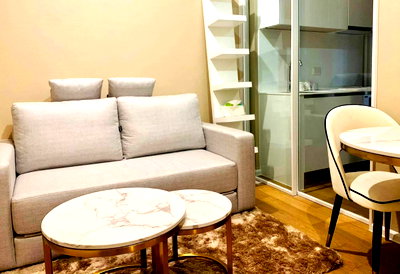 Condos for rent : 🔥 Rent The Saint Residences: Premium condo with excellent connectivity (DSL1901)