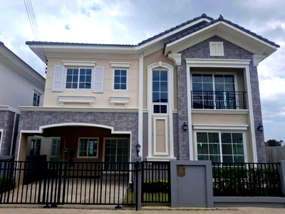 บ้านเดี่ยว ม.ราชภัฏเชียงราย : ขายบ้านเดี่ยว 2 ชั้น โครงการโกลเด้น วิลเลจ เชียงราย - บิ๊กซีแยกสนามบิน หลังมุม ทำเลดี เดินทางสะดวก