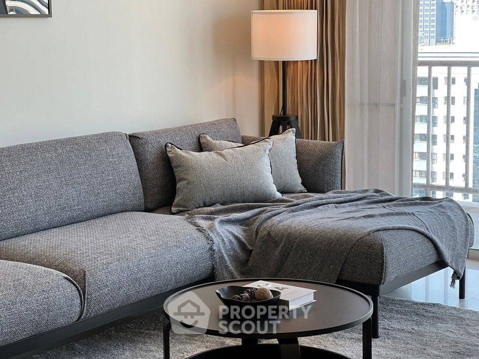 picture 2-BR Condo at Fullerton Sukhumvit near BTS Ekkamai (ID 2874247) - 3/14