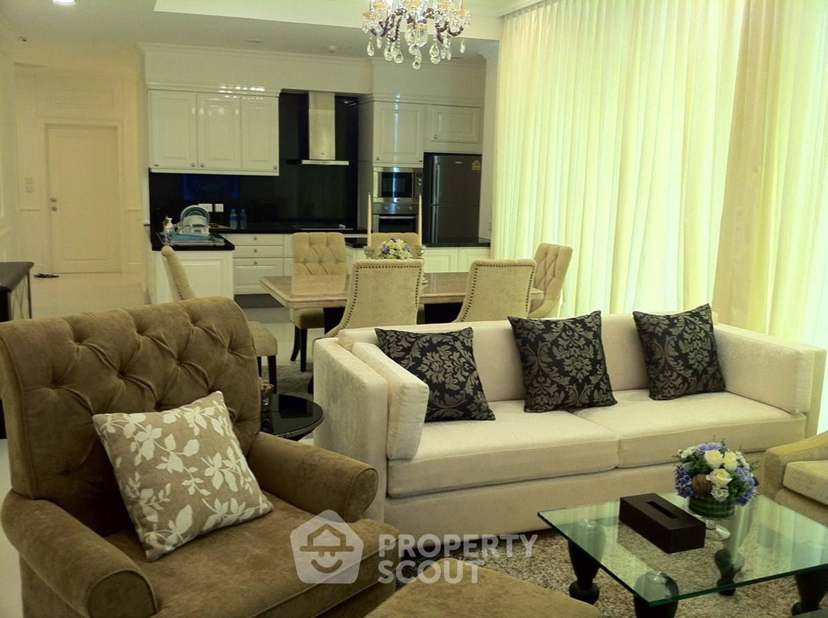 picture 2-BR Condo at Royce Private Residences near MRT Sukhumvit (ID 2874580) - 2/11