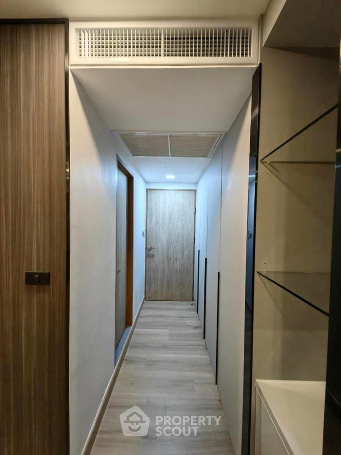 picture 3-BR Condo at Somkid Gardens Condominium near BTS Chit Lom (ID 1736733) - 37/50