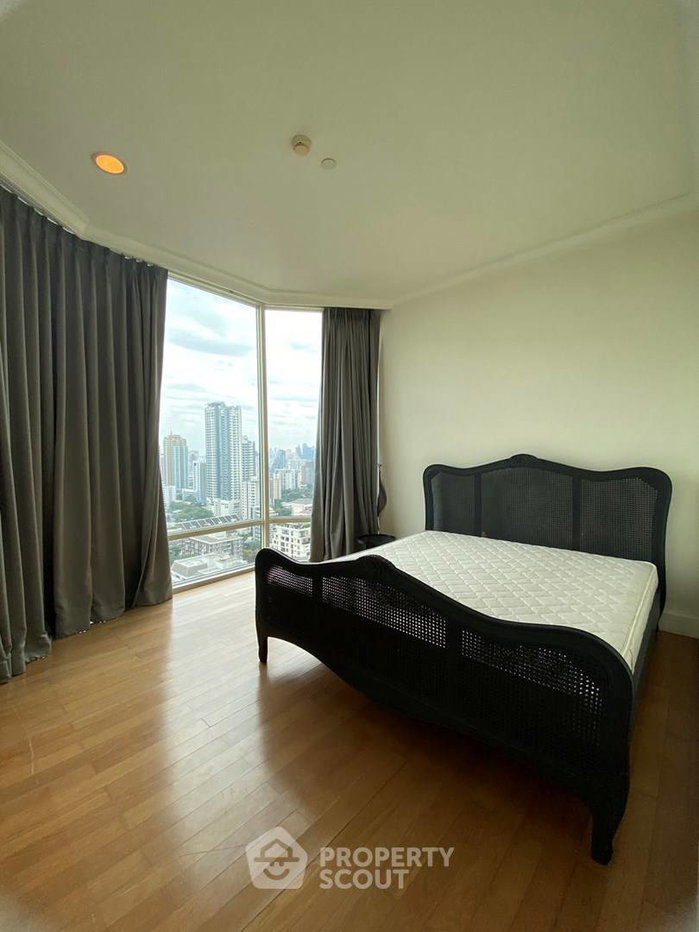 picture 2-BR Condo at Royce Private Residences near MRT Sukhumvit (ID 2874006) - 8/15