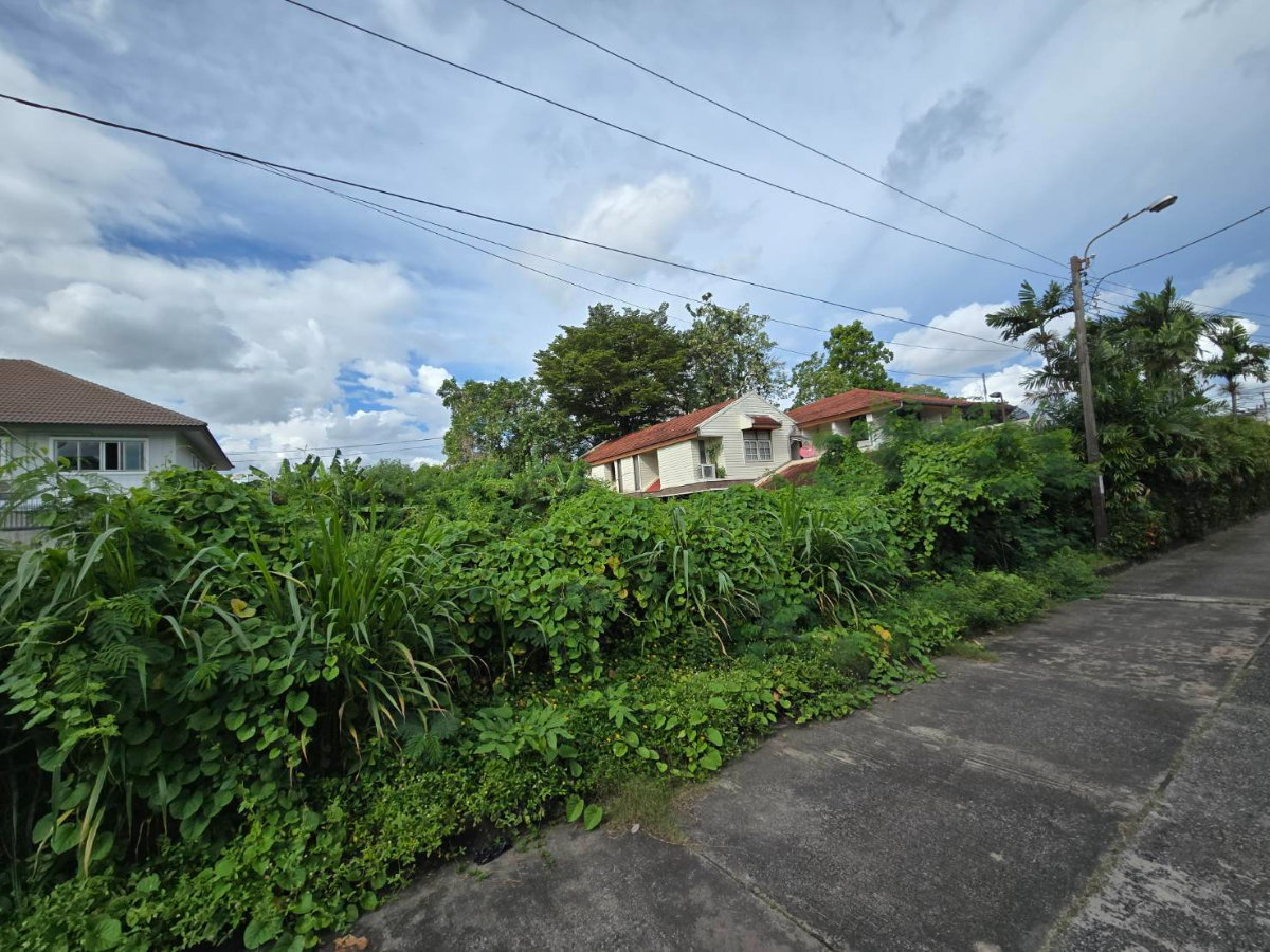 picture For Sale - Land in Soi Ladprao 101 (Intersection 5 and Intersection 7) - 5/5
