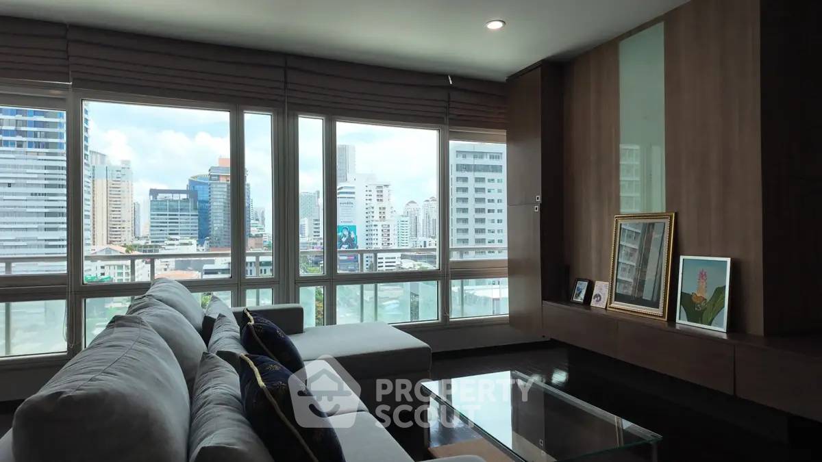 รูป คอนโด 3-ห้องนอน ที่ เดอะ ไฮท์ คอนโดมิเนียม ใกล้ ทองหล่อ (ID 2873656) - รูปที่ 4/18