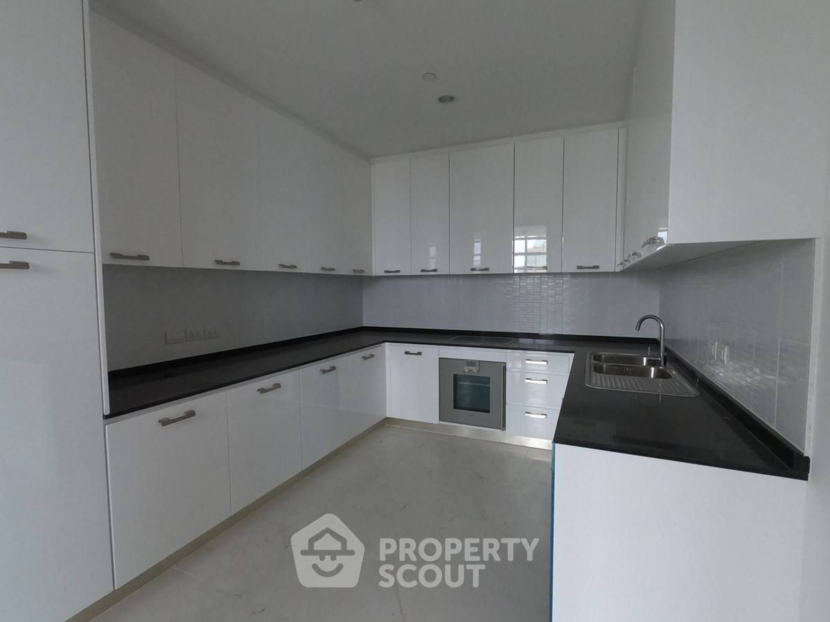 picture 4-BR Condo at 185 Rajadamri near BTS Ratchadamri (ID 2873887) - 12/32