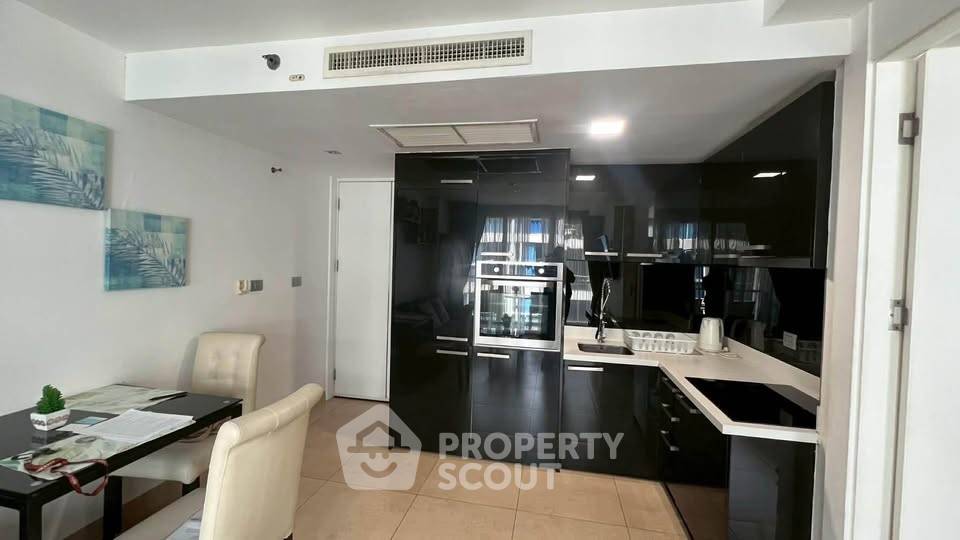 รูป คอนโด 1-ห้องนอน ที่ เซ็นทารา อเวนิว เรสซิเดนซ์ สวีท คอนโด ใกล้ พัทยาใต้ (ID 2874692) - รูปที่ 3/10