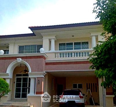 Houses for rent : 4-BR House in Dokmai (ID 2875140)