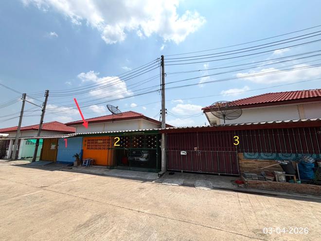 รูป ทาวน์เฮ้าส์ 22.5 ตร.วา บางเลน รุ่งเรือง บางเลน นครปฐม 950,000 - รูปที่ 4/14